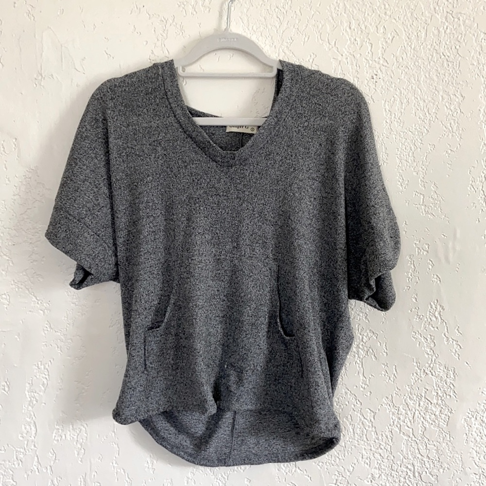 Ginger G, Gray Mesh Shirt, Size Small